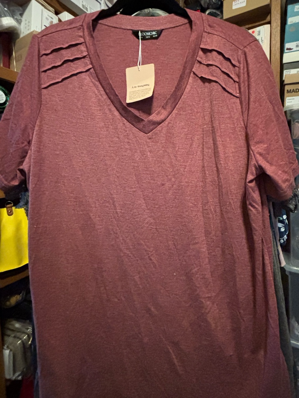 MWT: BloomChic size 10 Women's V-Neck Short Sleeve Top butter soft